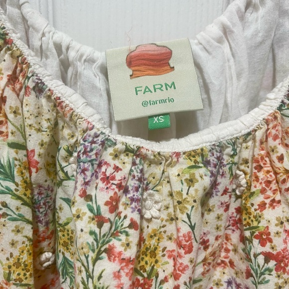 FARM Rio Multicolor Floral Blouse with Ruffle Sleeves - Picture 2 of 2